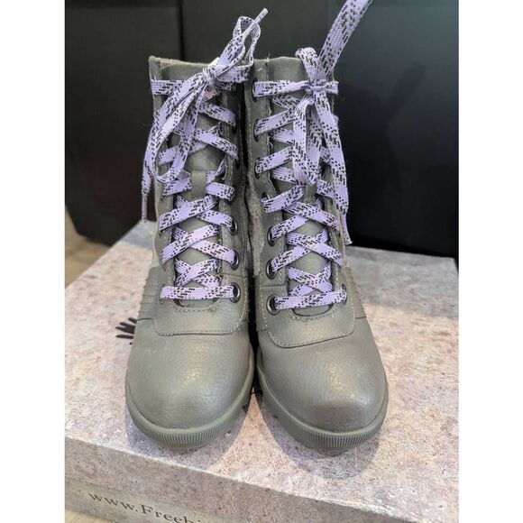 SOREL Lexi Youth Wedge Boots Sz 1 Gray w/ Silver Splash Glitter Purple Laces - Picture 3 of 8